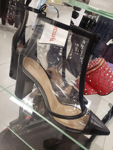 Shopping Mall «Westgate Shopping Center», reviews and photos, W Stadium Blvd, Ann Arbor, MI 48103, USA