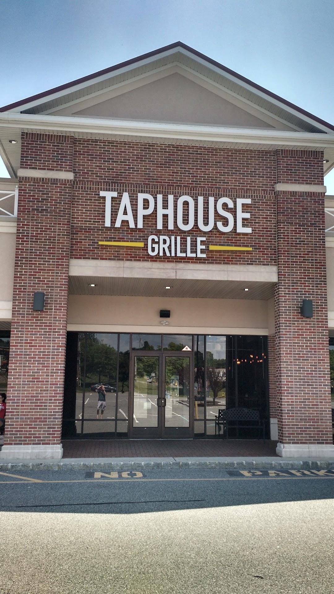 Taphouse Grille