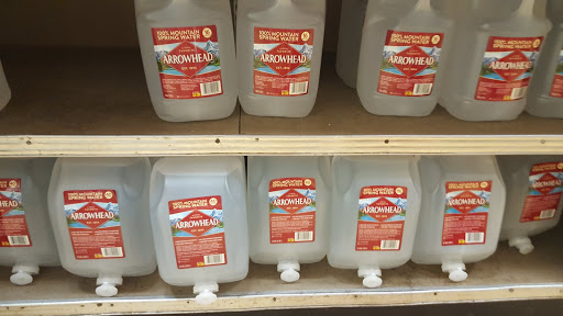 Grocery Store «Stinson Beach Market», reviews and photos, 101 Calle del Mar, Stinson Beach, CA 94970, USA