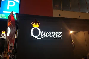 QUEENZ Club image