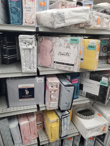 Clothing Store «Burlington Coat Factory», reviews and photos, 1965 N Pebble Creek Pkwy, Goodyear, AZ 85395, USA