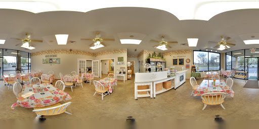 American Restaurant «Through The Grapevine», reviews and photos, 630 Broadmor Blvd Ste. 190, Murfreesboro, TN 37129, USA