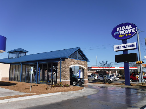 Tidal Wave Auto Spa en Florence