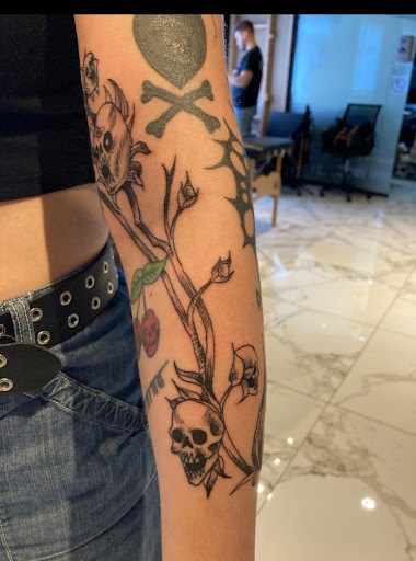 Explore hibiscus tattoo ideas, creative tattoo ideas in New Rochelle, available at NY Ink Studio