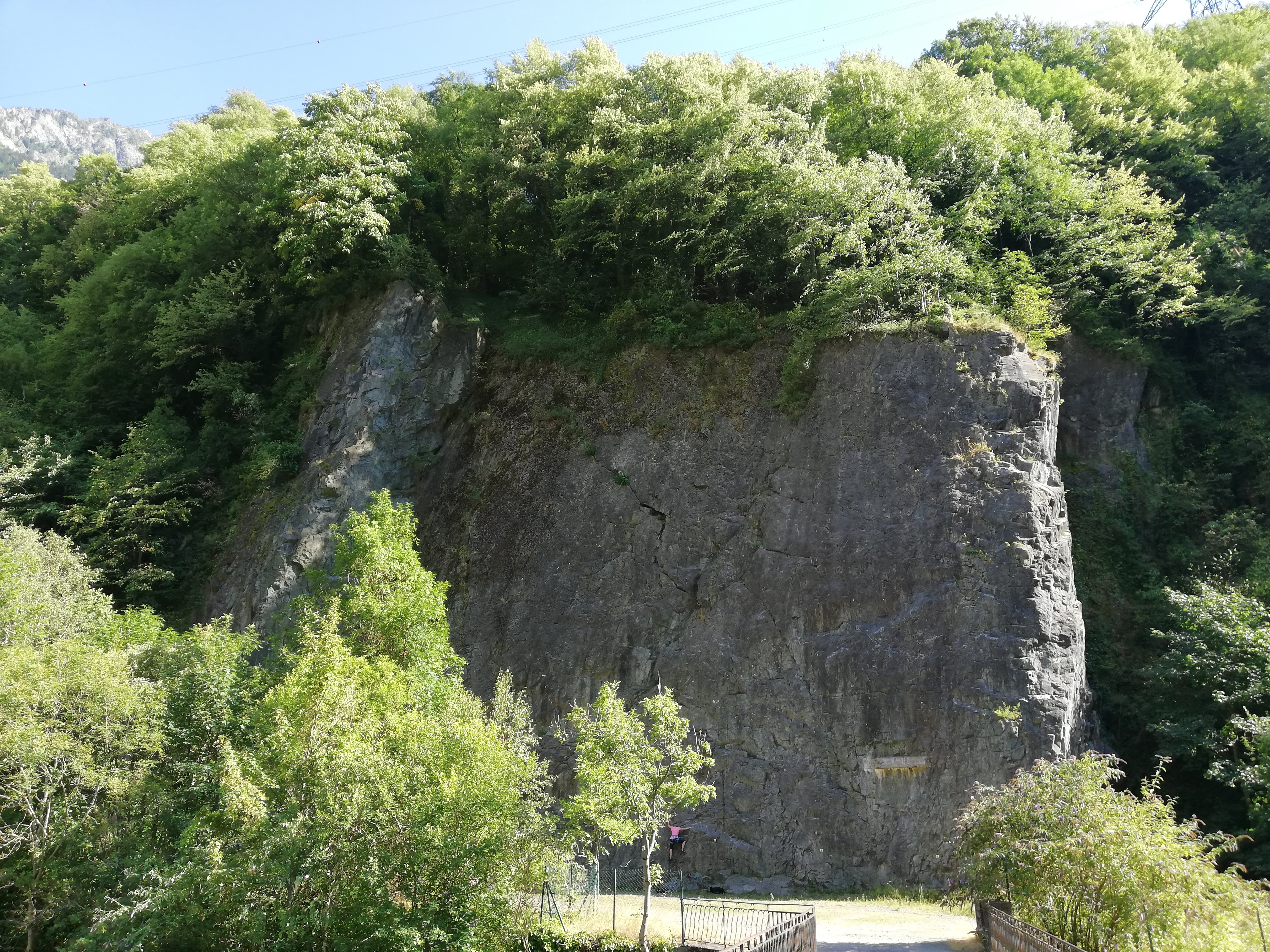 Photo n° 1 de l'avis de Tieze.a fait le 27/07/2018 à 16:11