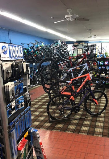 Bicycle Store «Lucky Brake Bicycles», reviews and photos, 470 W Virginia St, Crystal Lake, IL 60014, USA