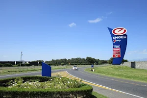 Engen Crossing Quick Stop image