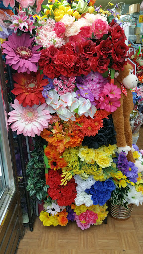 Florist «Roadrunner Florist», reviews and photos, 2007 W Bethany Home Rd, Phoenix, AZ 85015, USA