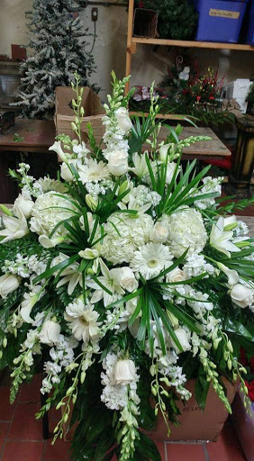 Florist «Evans Florist», reviews and photos, 410 1st Ave E, Oneonta, AL 35121, USA