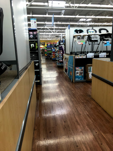 Department Store «Walmart Supercenter», reviews and photos, 1351 Veterans Pkwy, Clarksville, IN 47129, USA