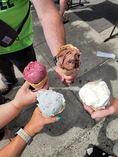 Ice Cream Shop «Salt & Straw», reviews and photos, 2035 NE Alberta St, Portland, OR 97211, USA