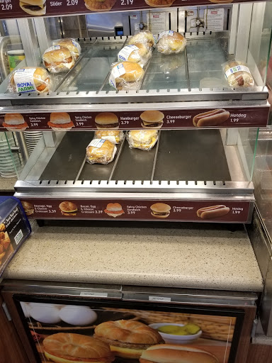 Convenience Store «Royal Farms», reviews and photos, 11119 McCormick Rd, Hunt Valley, MD 21031, USA