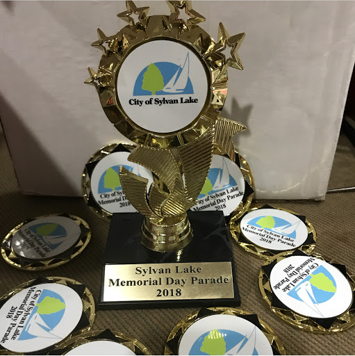 Trophy Shop «Winning Imprints and Custom Trophies», reviews and photos, 3307 Orchard Lake Rd, Keego Harbor, MI 48320, USA