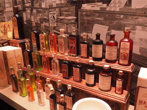 Tourist Attraction «Evan Williams Bourbon Experience», reviews and photos, 528 W Main St, Louisville, KY 40202, USA