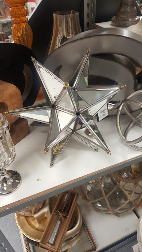 Home Goods Store «Tuesday Morning», reviews and photos, 2325 S Stemmons Fwy #103, Lewisville, TX 75067, USA