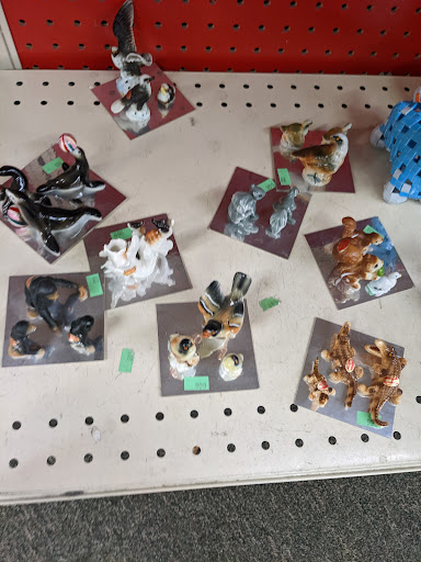 Thrift Store «The Salvation Army Family Store & Donation Center», reviews and photos