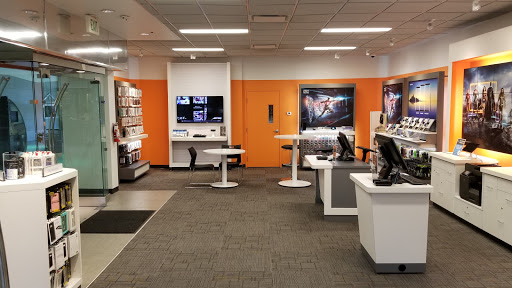 Cell Phone Store «AT&T Authorized Retailer», reviews and photos, 2092 Layton Hills Pkwy, Layton, UT 84041, USA