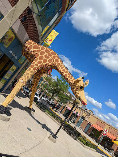Toy Store «The LEGO Store», reviews and photos, 5 Woodfield Mall, Schaumburg, IL 60173, USA
