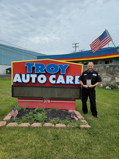 Auto Wrecker «Troy Auto Care», reviews and photos, 376 Minnesota Dr, Troy, MI 48083, USA