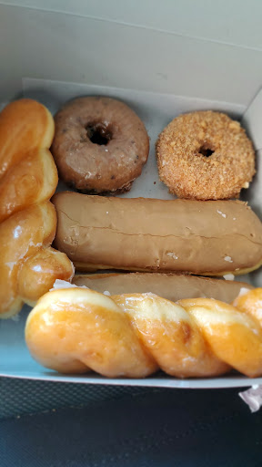Donut Shop «Express Donuts», reviews and photos, 13824 W McDowell Rd, Goodyear, AZ 85395, USA