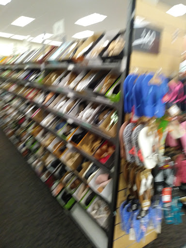 Department Store «Nordstrom Rack Towne Place at Garden State Park», reviews and photos, 951 Haddonfield Rd a, Cherry Hill, NJ 08002, USA