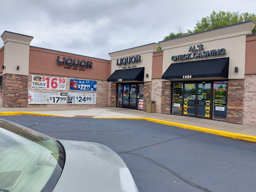 Beverage Distributor «Central Spirits Liquor Store», reviews and photos, 1438 93rd Ln NE, Blaine, MN 55449, USA