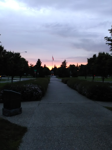 Park «Victory Memorial Parkway», reviews and photos, 4499 Victory Memorial Dr, Minneapolis, MN 55412, USA