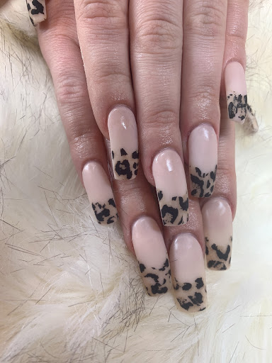 Nail Salon «Top Coat Nail Salon & Spa», reviews and photos, 1631 E Monte Vista Ave #105, Vacaville, CA 95688, USA