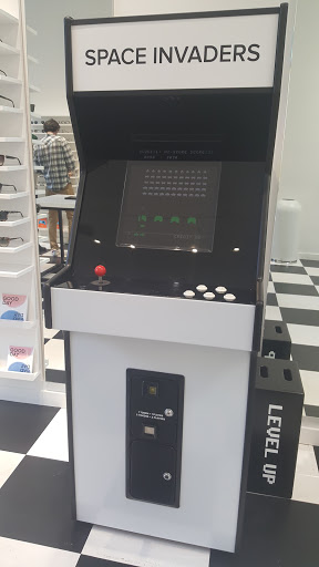 Optician «Warby Parker Annex», reviews and photos, 817 NW 23rd Ave, Portland, OR 97210, USA