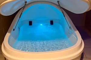 True REST Float Spa image