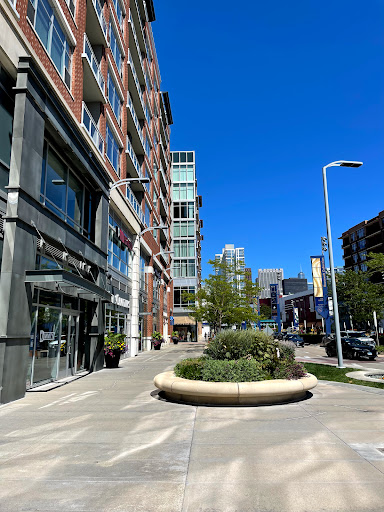 Shopping Mall «The Shops at Roosevelt Collection», reviews and photos, 150 W Roosevelt Rd, Chicago, IL 60605, USA