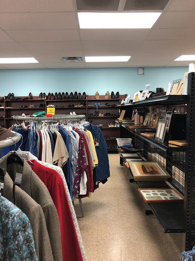 Thrift Store «Hope Hospice Thrift Shop», reviews and photos, 613 N Walnut Ave, New Braunfels, TX 78130, USA