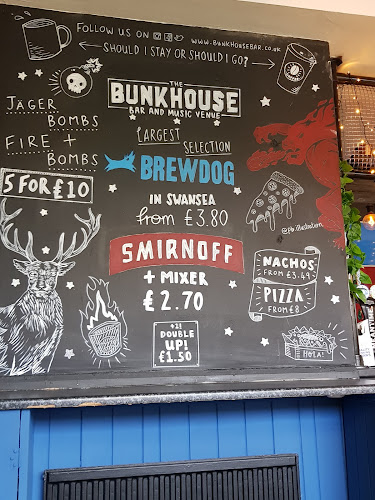The Bunkhouse Bar and Music Venue - Night club