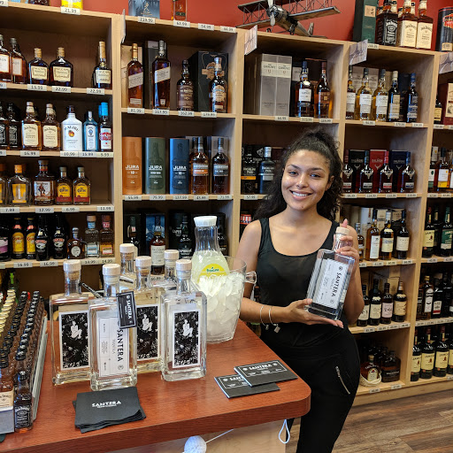 Wine Store «Red Gamay Wines & Liquors», reviews and photos, 45 Merrick Rd, Amityville, NY 11701, USA