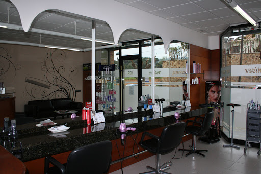 Perruqueria Unisex Pili en Calonge, Girona