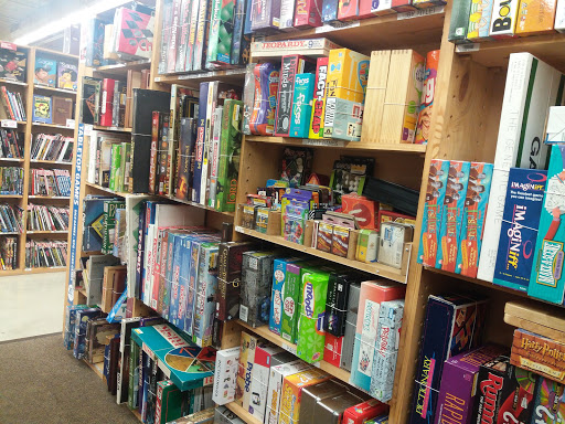 Book Store «Half Price Books», reviews and photos, 1328 Butterfield Rd, Downers Grove, IL 60515, USA