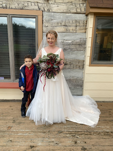 Bridal Shop «Candalina Brides», reviews and photos, 1700 Monongahela Ave, Pittsburgh, PA 15218, USA