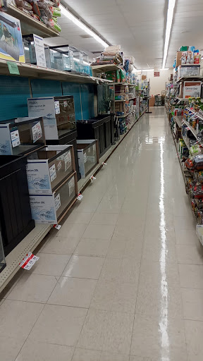 Pet Supply Store «Pet Supplies Plus», reviews and photos, 7570 Pearl Rd, Middleburg Heights, OH 44130, USA