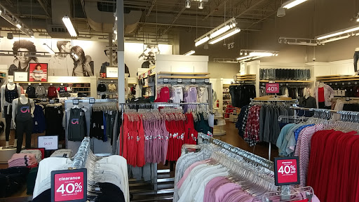Clothing Store «Gap Outlet», reviews and photos, 2525 Grand Ave, Ames, IA 50010, USA