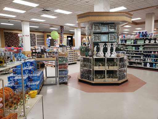 Home Goods Store «Christmas Tree Shops», reviews and photos, 1000 Boston Turnpike, Shrewsbury, MA 01545, USA