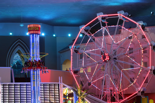 Amusement Park «FunPlex Amusement Park», reviews and photos, 13700 Beechnut St, Houston, TX 77083, USA