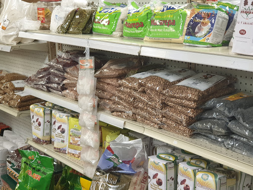 Beauty Supply Store «D Best Beauty Supply», reviews and photos, 958 S Oliver St, Wichita, KS 67218, USA