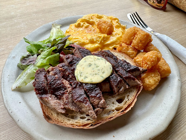 Phone number for Sarnies