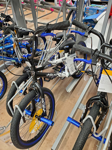 Department Store «Walmart Supercenter», reviews and photos, 15050 Springdale Ave, Middlefield, OH 44062, USA