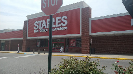Office Supply Store «Staples», reviews and photos, 260 Schuylkill Rd, Phoenixville, PA 19460, USA