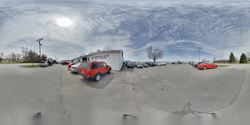 Used Car Dealer «Harris Boyz Auto», reviews and photos, 2115 S Riverside Dr, Iowa City, IA 52246, USA