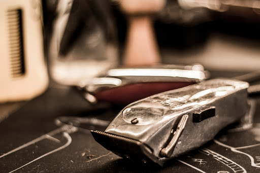 Barber Shop «Two Guys Barber Shop», reviews and photos, 3364 E Williams Field Rd, Gilbert, AZ 85295, USA