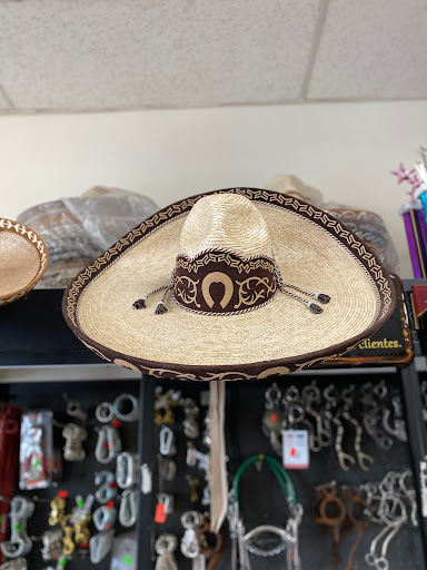 Pet Supply Store «La Hacienda Pet Shop», reviews and photos, 2534 E Alondra Blvd, Compton, CA 90221, USA