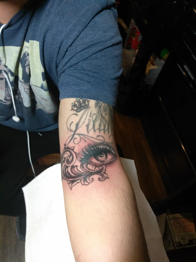 Tattoo Shop «Orange County Tattoo Shop | Illuminati Tattoo», reviews and photos, 165 N Raymond Ave, Fullerton, CA 92831, USA