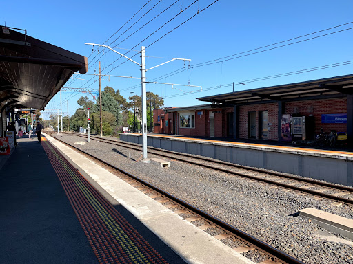 Ringwood railway station, Melbourne